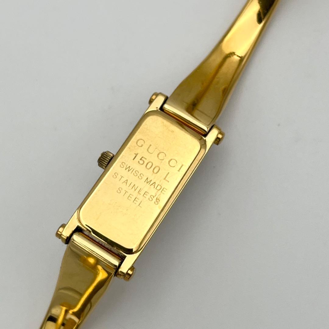 新品電池 GUCCI 1500L ゴールド文字盤 ベゼル バングルウォッチ 時計