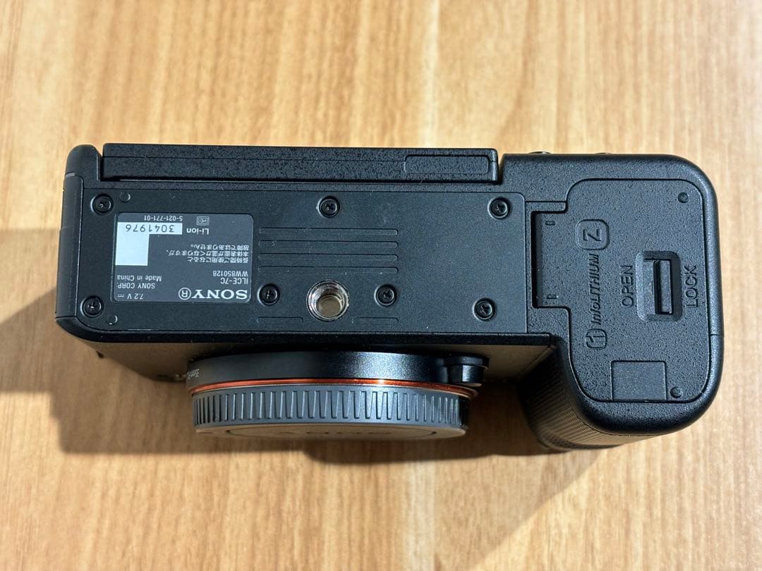 ソニー フルサイズミラーレス一眼カメラ α7C ボディILCE-7C B a7c