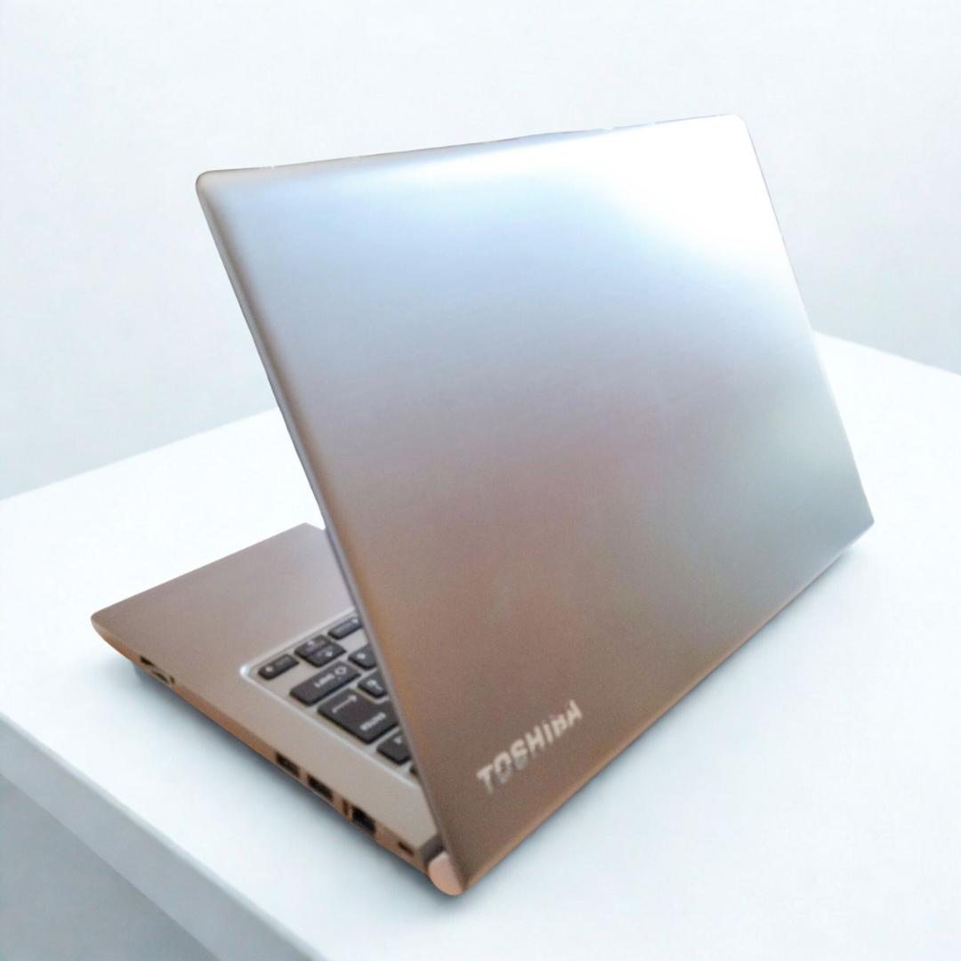 東芝 dynabook RZ63 i5 8GB SSD256GB 軽量 カメラ✨