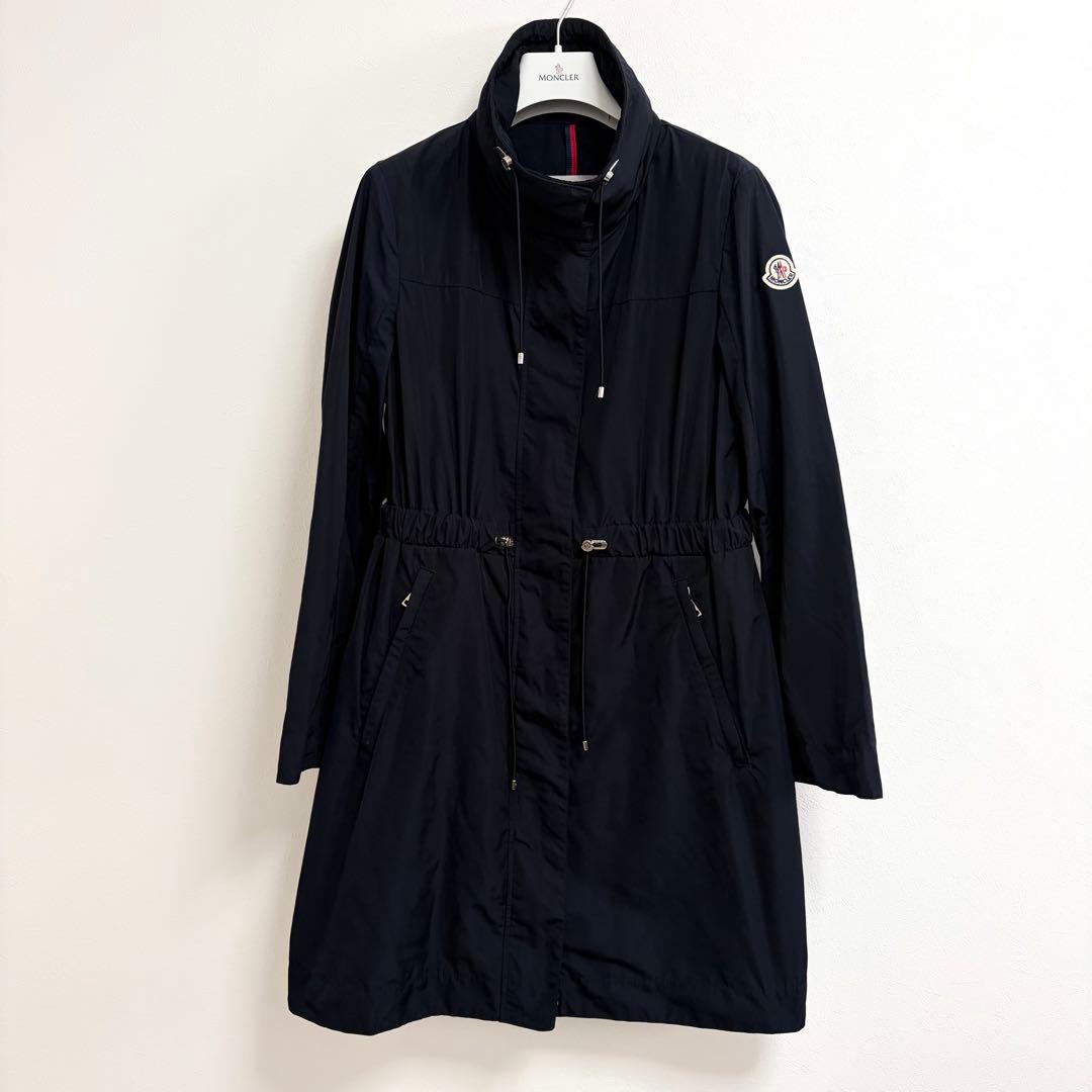 【極美品】モンクレール MALACHITE ナイロンコート フード収納 2
