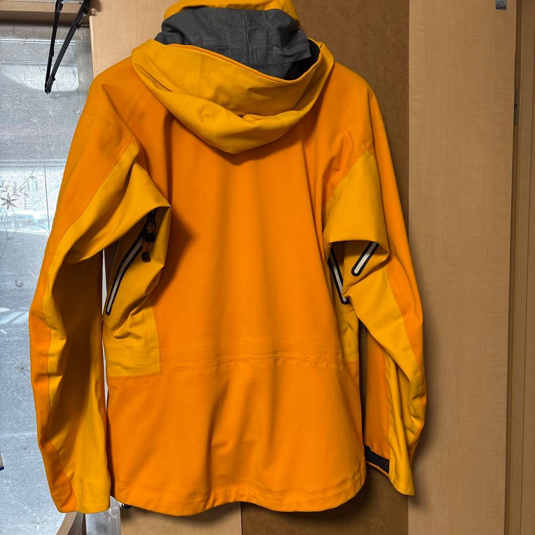 HAGLOFS ゴアテックス　スキー　スノーボードウェア