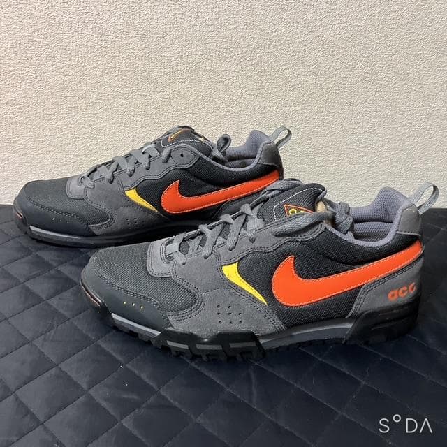 【未使用】NIKE PYROCLAST ACG サイズ27㎝ （プー134）