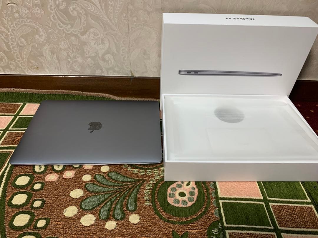 N*H様 Apple MacBook Air 13インチ シルバー