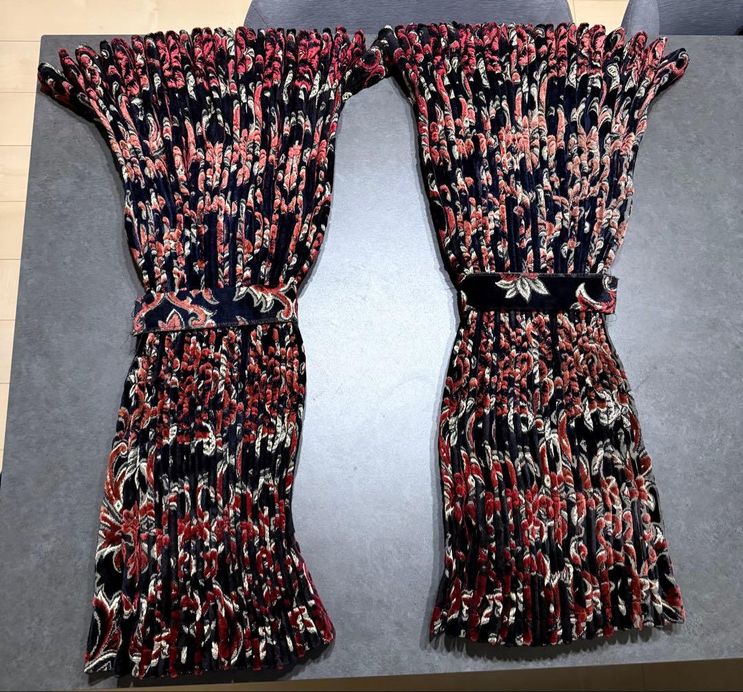 金華山　華恋　仮眠カーテン　ラウンドカーテン　プリーツあり