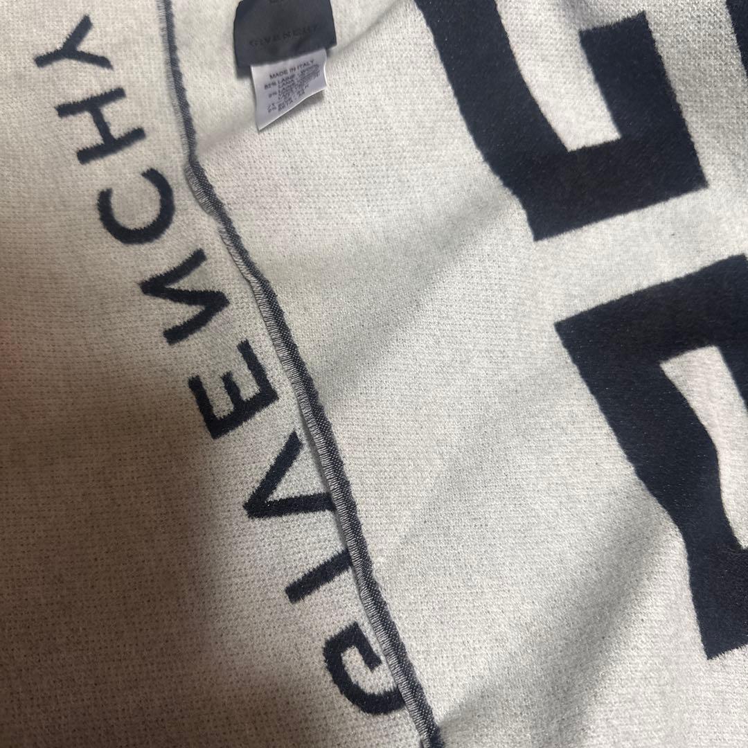 GIVENCHY ロゴマフラーGV3518J4546 1 BLACK/WHITE