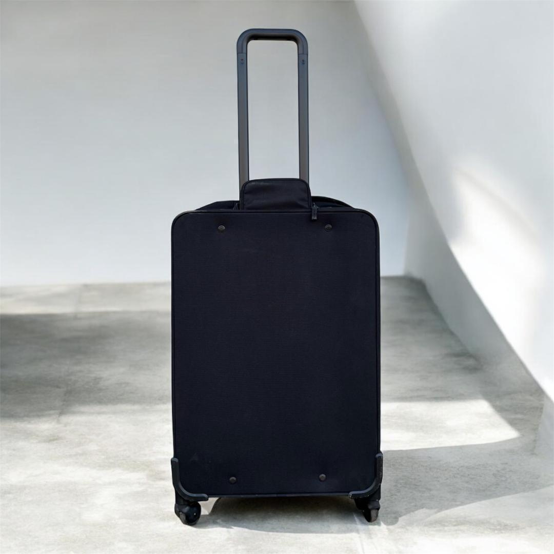 半分の厚みで収納できるソフトキャリーケース (L) 無印良品