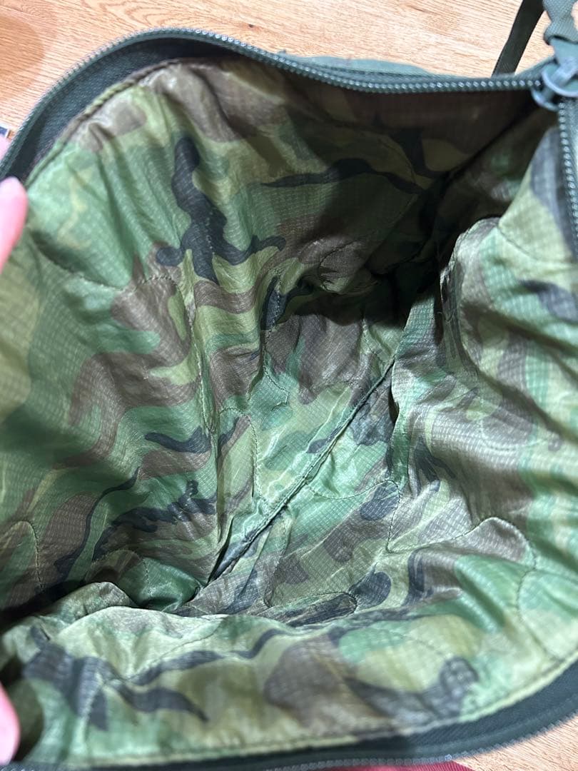 USAF フライヤーズキットバッグ　リメイク　ポンチョライナー