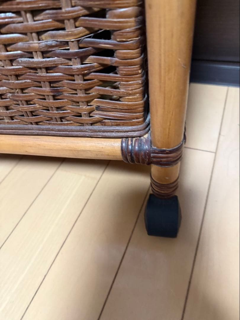 ＊送料込み＊ラタン＊籐家具＊5段チェスト＊カバーのおまけ付き＊