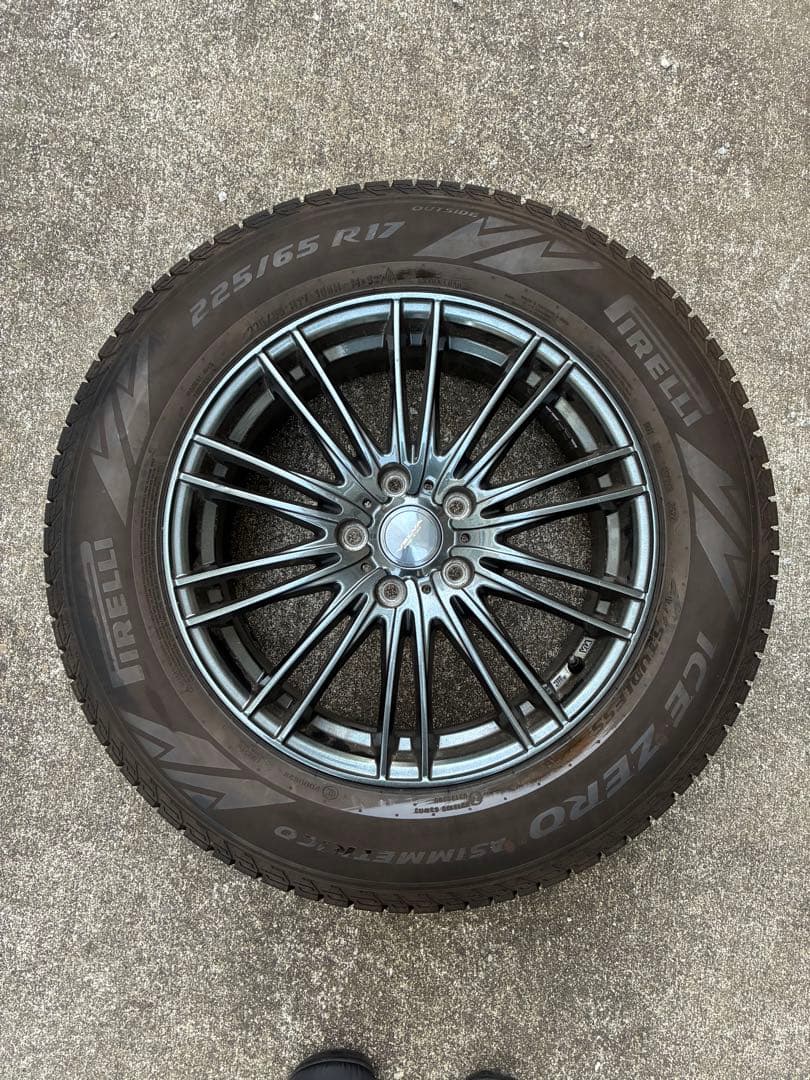 ⭐︎て⭐︎　ピレリ　アイスゼロ225/65R17 スタッドレス　エクストレイル