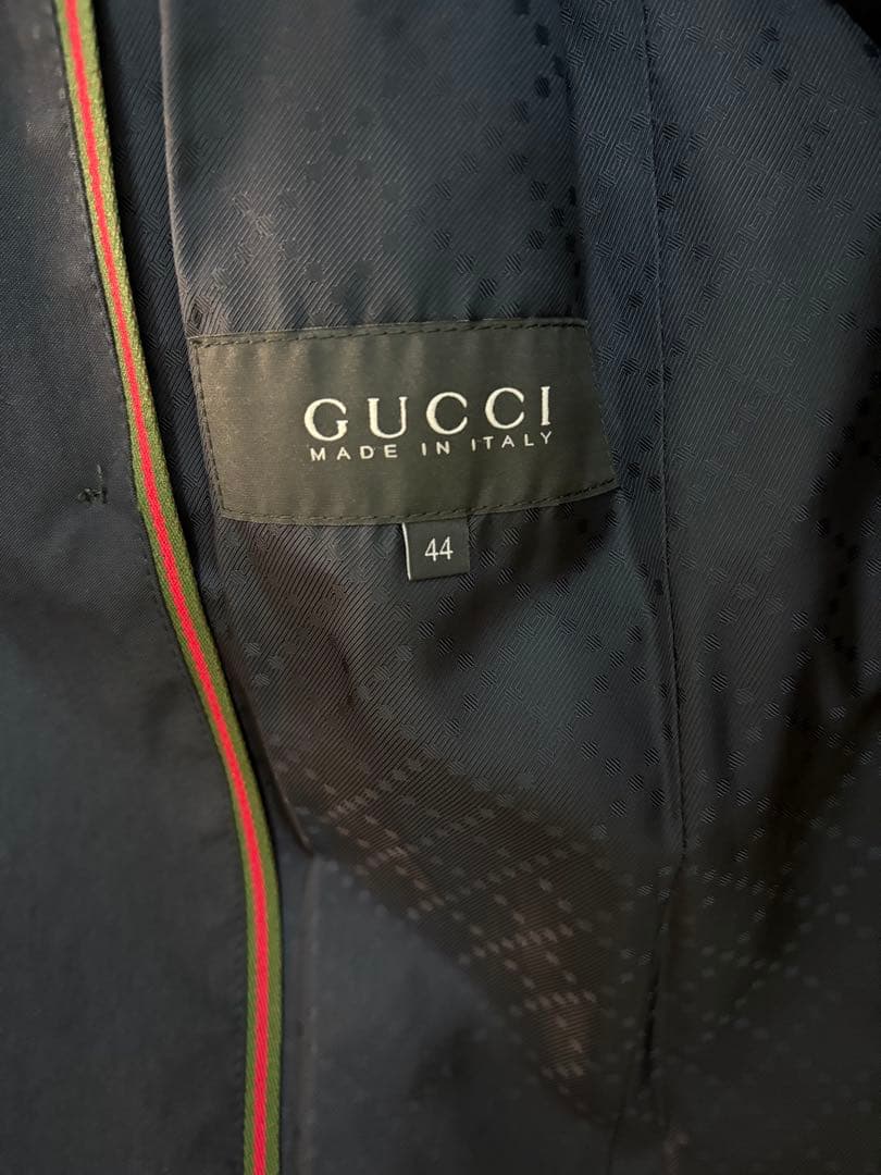 GUCCI ブラック トレンチコート