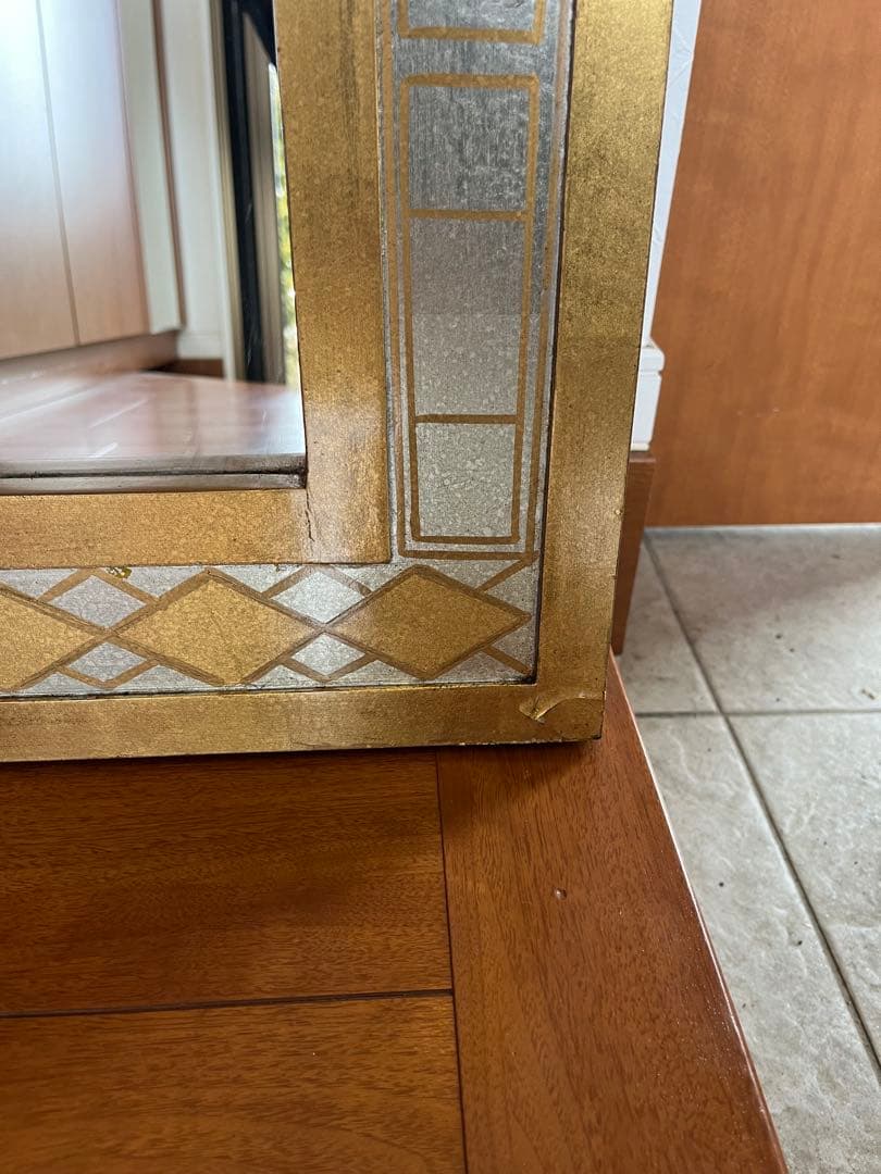 大型ゴールドフレーム壁掛け鏡　アンティーク