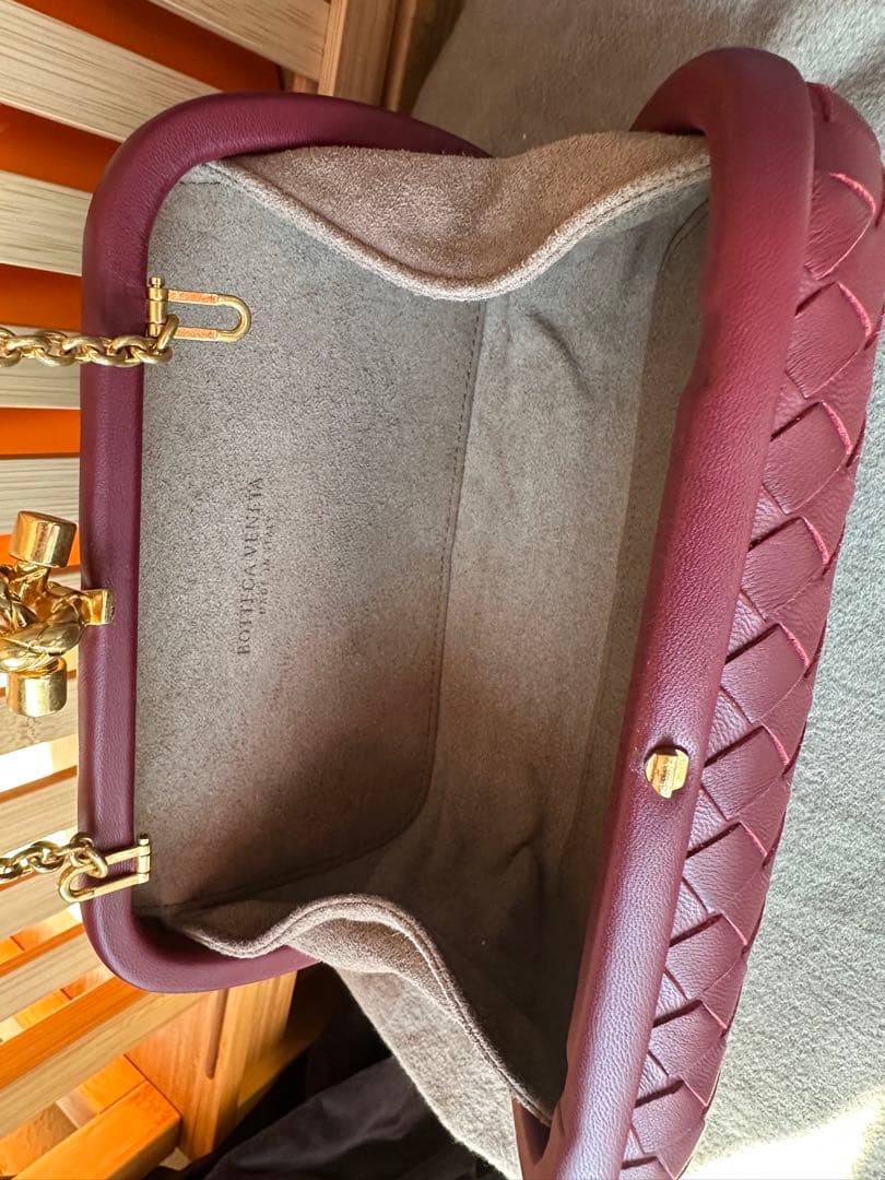 Bottega Veneta バーガンディ ポーチ※斜め掛けチェーン付き未使用