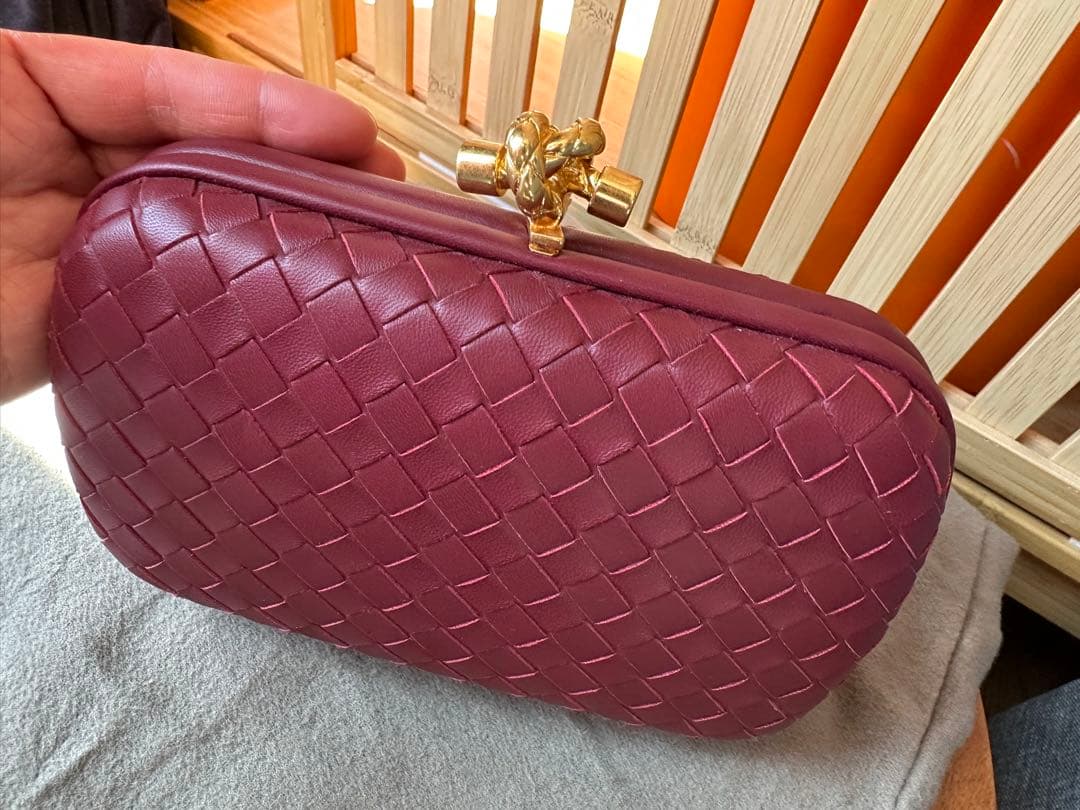 Bottega Veneta バーガンディ ポーチ※斜め掛けチェーン付き未使用