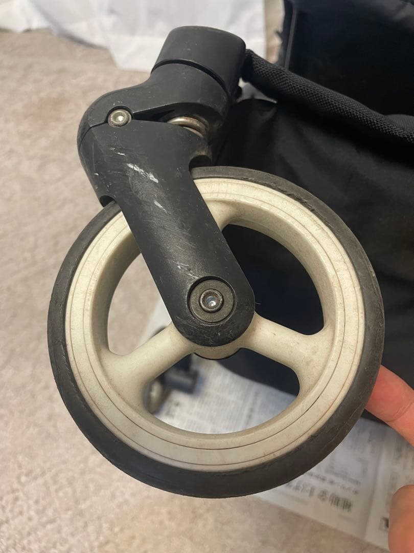 Cybex LIBELLE ベビーカー 5点式シートベルト