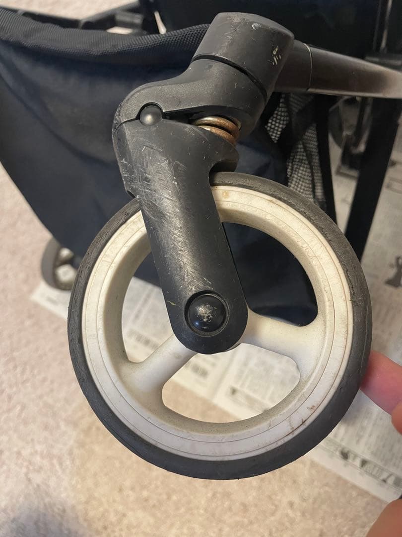 Cybex LIBELLE ベビーカー 5点式シートベルト