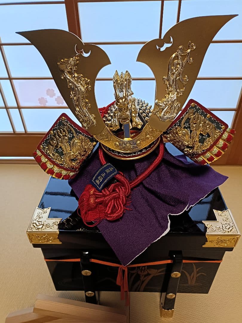 源氏兜（五月人形）兜飾り　龍玉作