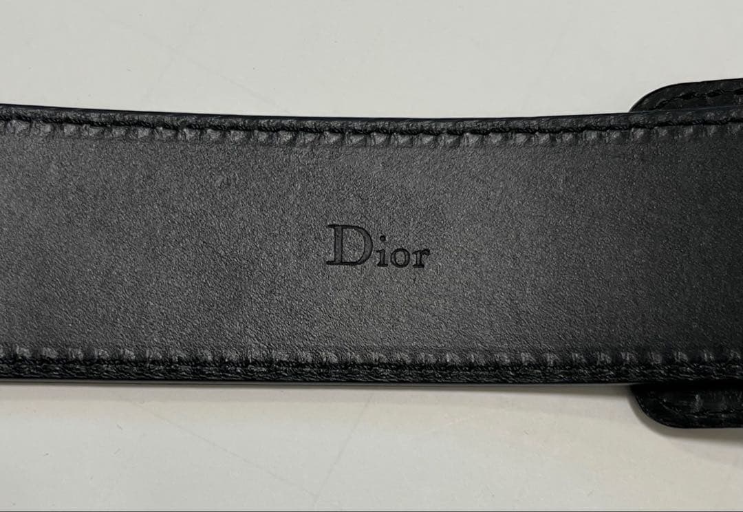Dior Homme 黒の光沢エナメルベルト