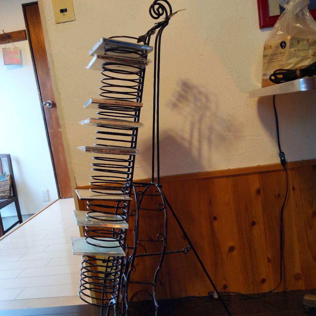 バイオリン型　CDラック
