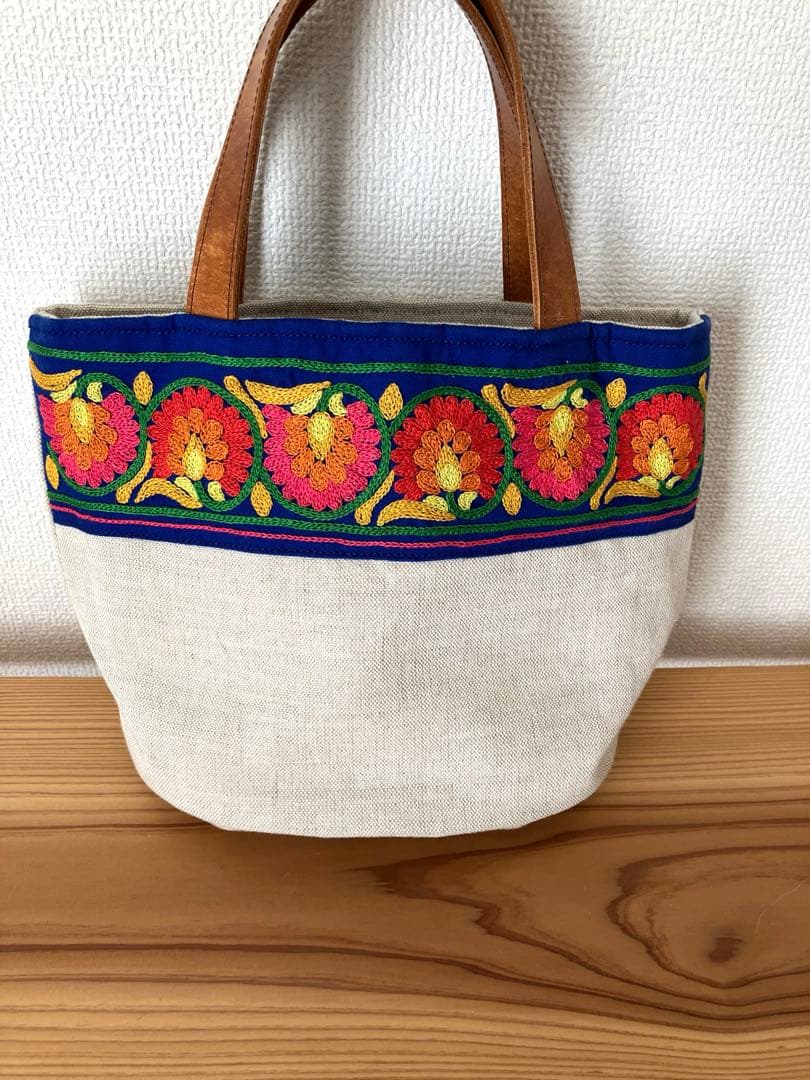 刺繍バッグ