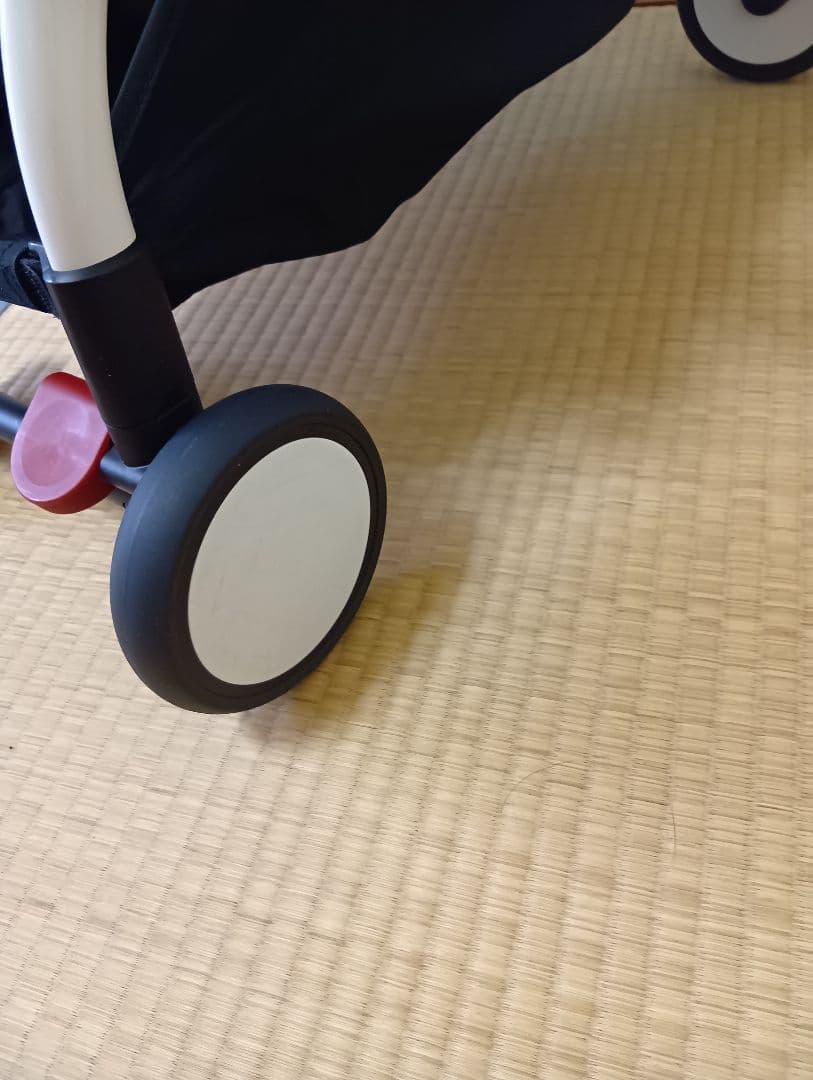 【美品】Babyzen Yoyo2 折り畳み式ベビーカー　フレームのみ