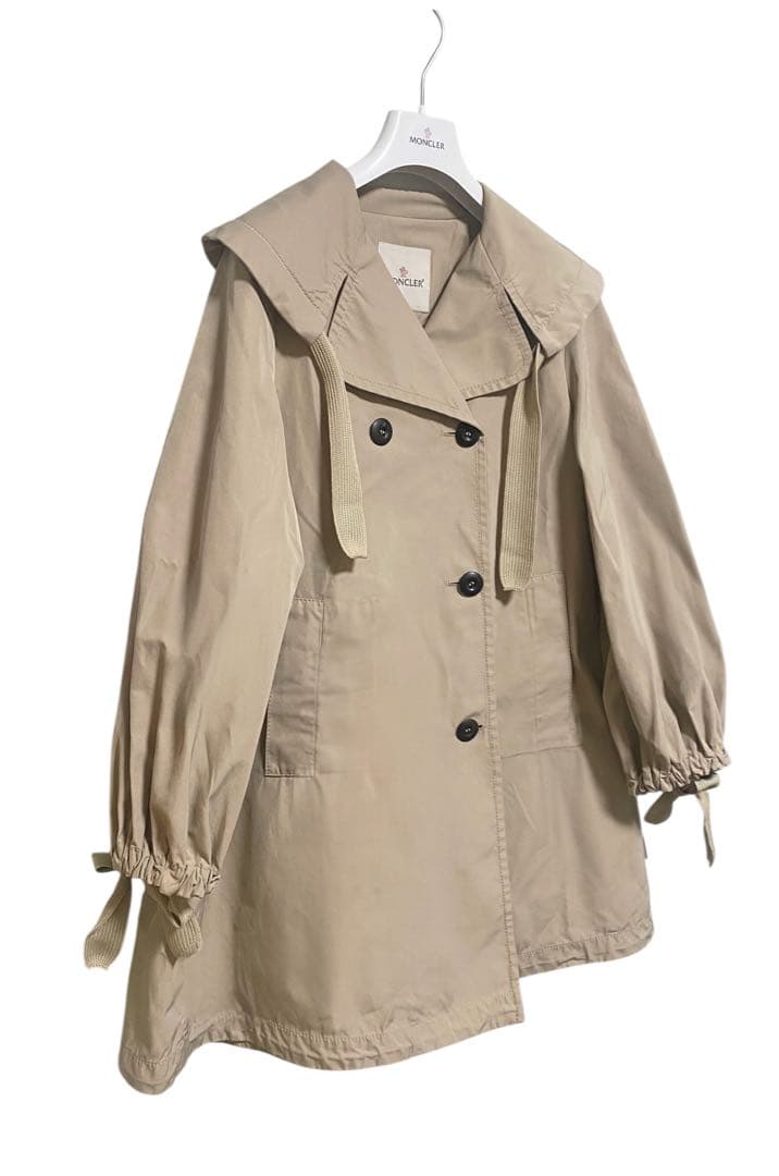 ＊MONCLER モンクレール＊NACRE