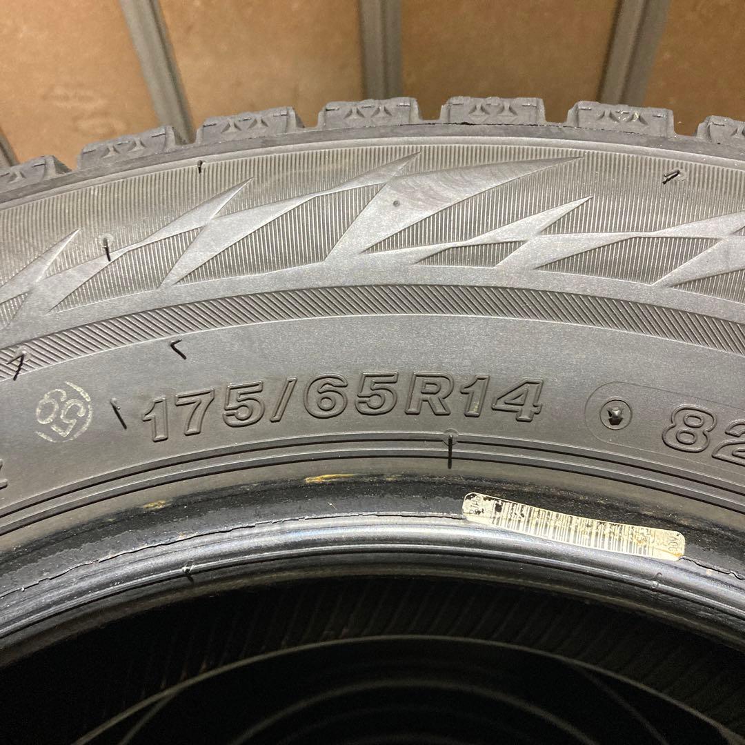 S VRX2 スタッドレスタイヤ 175/65R14 中古4本