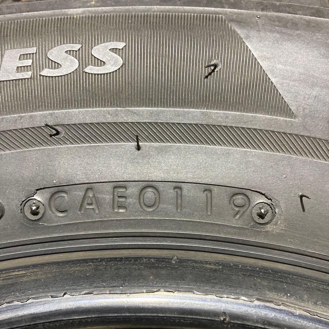 S VRX2 スタッドレスタイヤ 175/65R14 中古4本