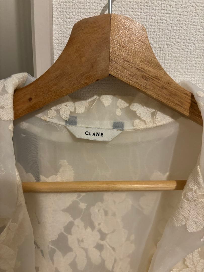 トップス clane sheer frower lace shirt