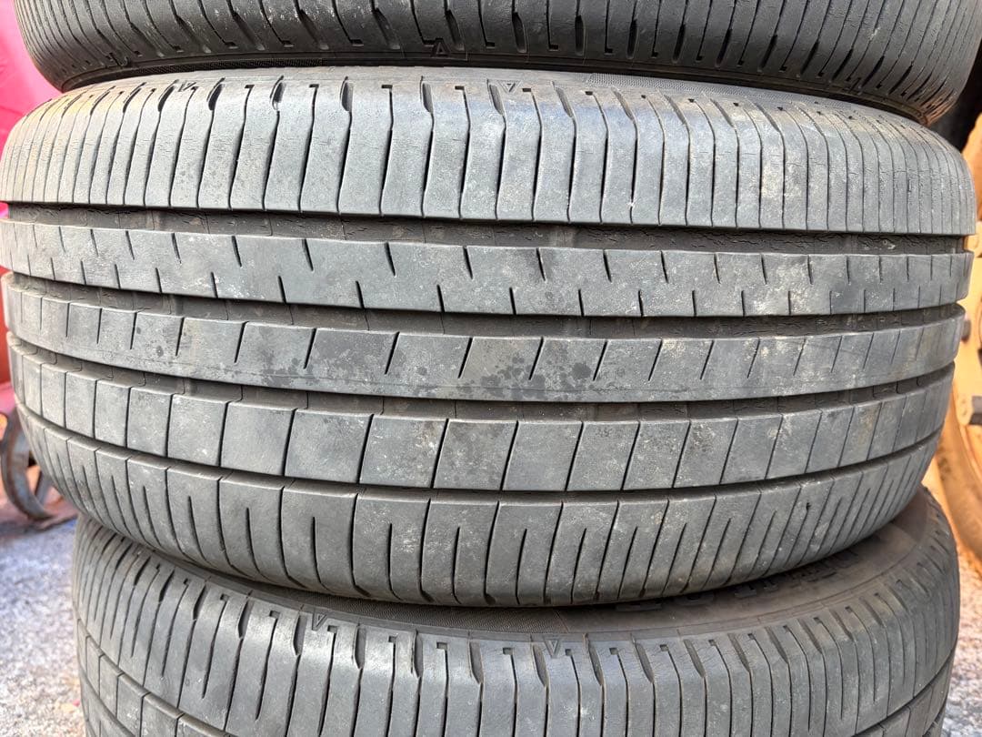 値下げ！23年製 ダンロップ 235/50R18 バリ溝 4本