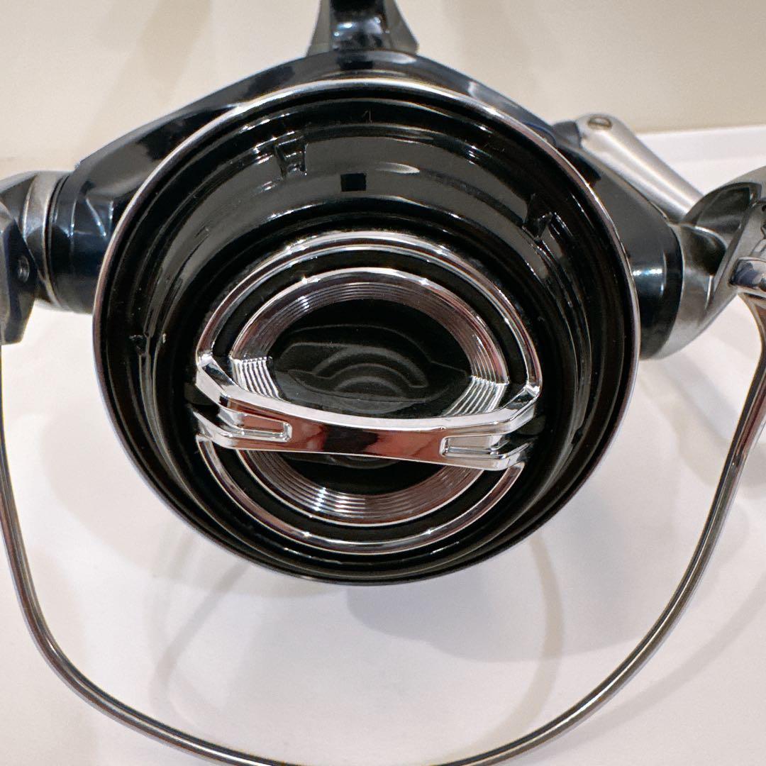 シマノ　ツインパワー　SW８０００HG + バリバス4号ライン