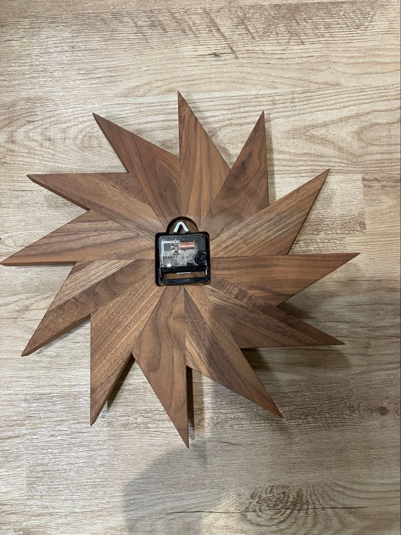 ウォールナット無垢材　ウォールクロック