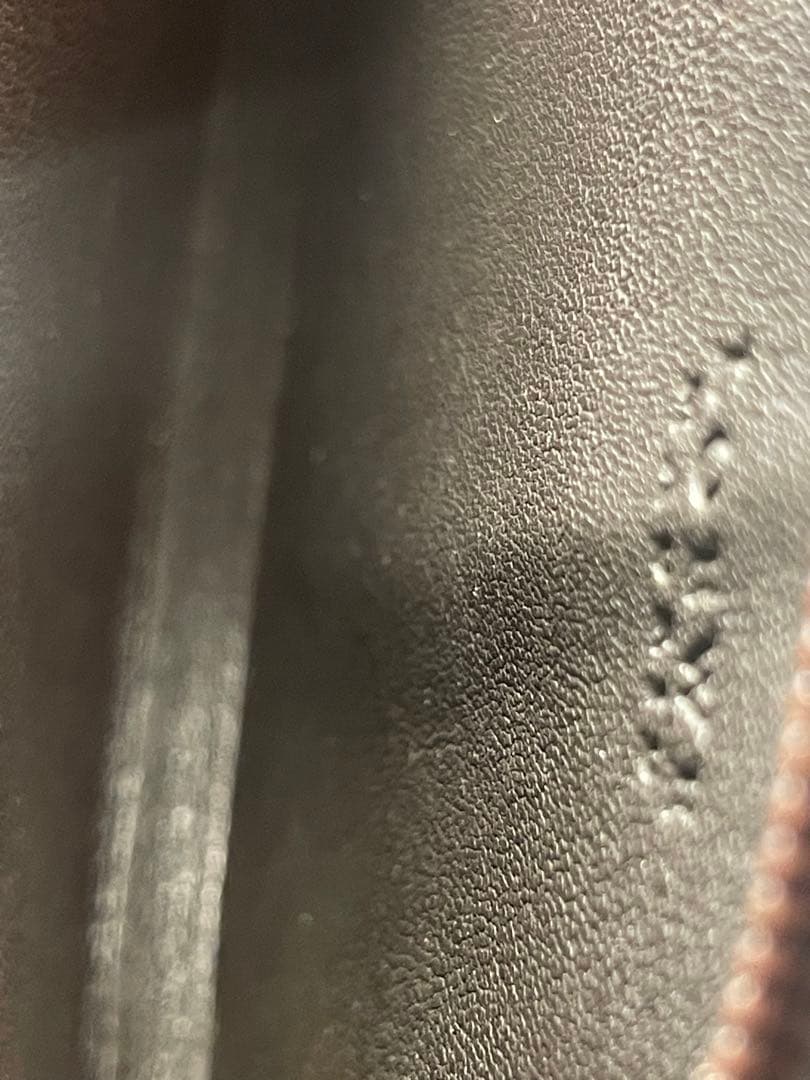 【新品未使用】LOEWE アナグラム　ラウンド型ケース