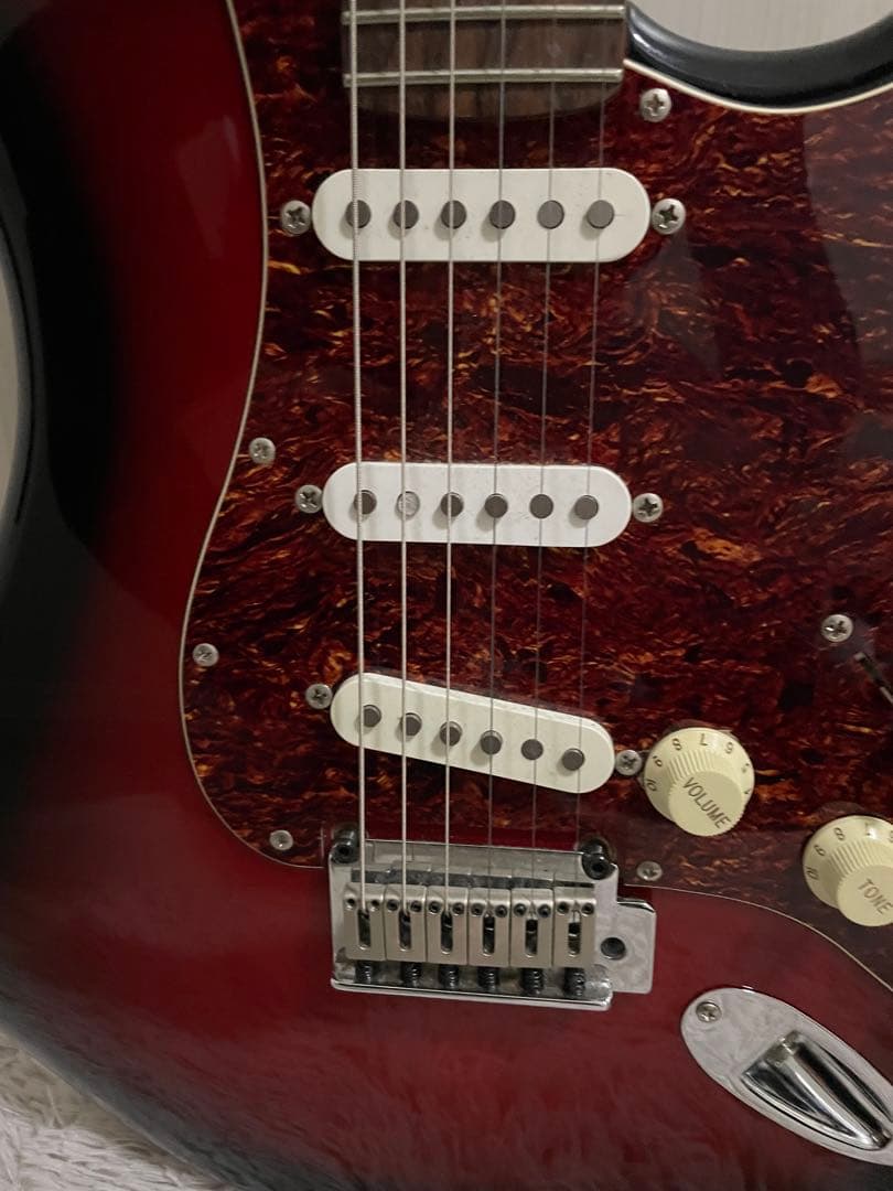 Squier by fender Standard ストラトキャスター ラージ