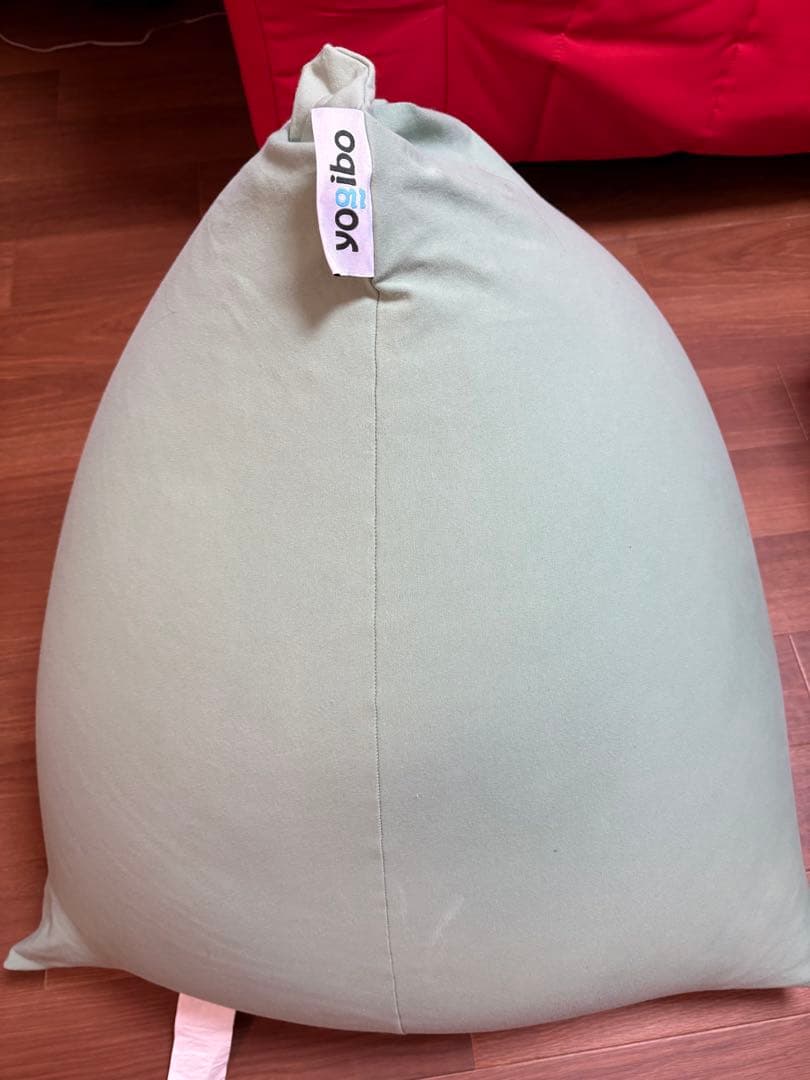 ヨギボー　ピラミッド　ピスタチオ