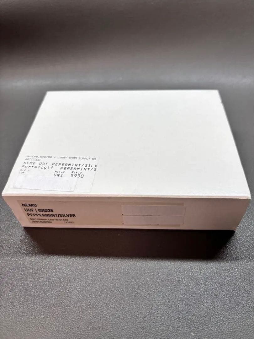 新品未使用Jimmy Choo三つ折り財布