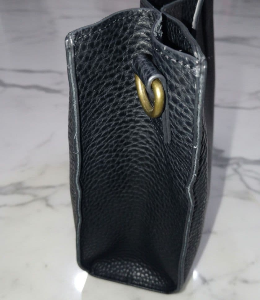 ★未使用★BARNEYS NEWYORK★バッグ★2 ウェイ★本革★ブラック★