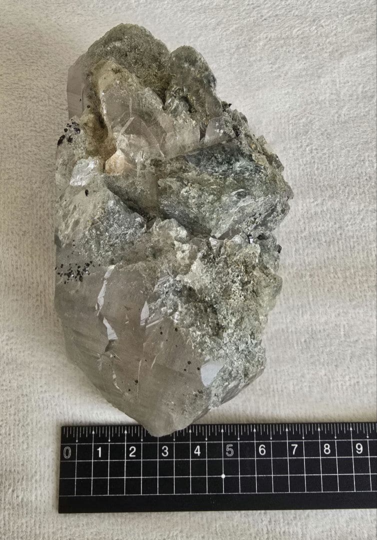 マニハール産　水晶クラスター(ルチル・クローライト・アテナース)レインボーあり