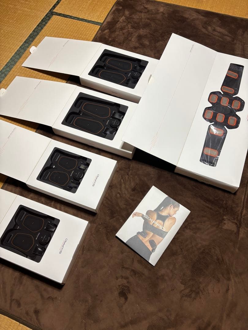 【未使用】SIXPAD 5点セット お腹1・腕2・脚2 自宅保管／箱ダメージあり