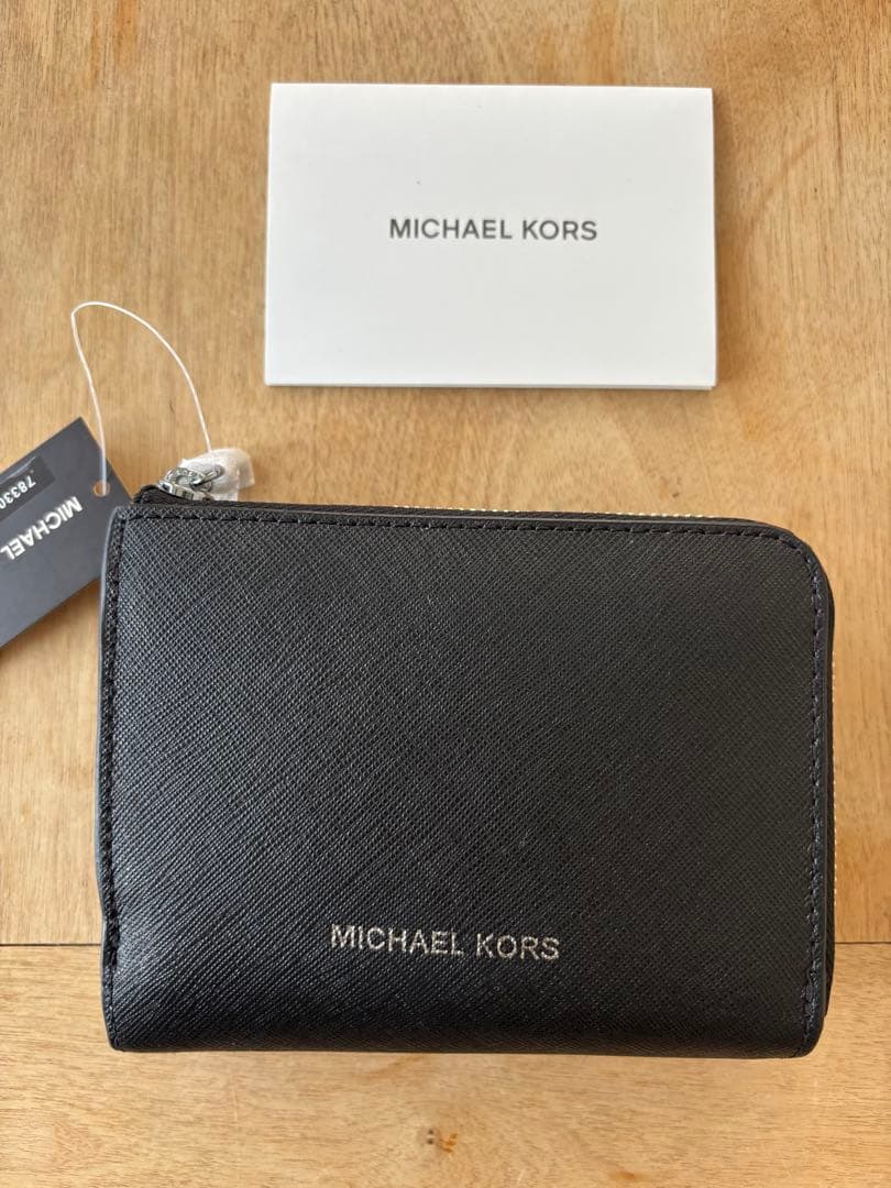新品未使用　MICHAEL KORS 二つ折り財布 黒