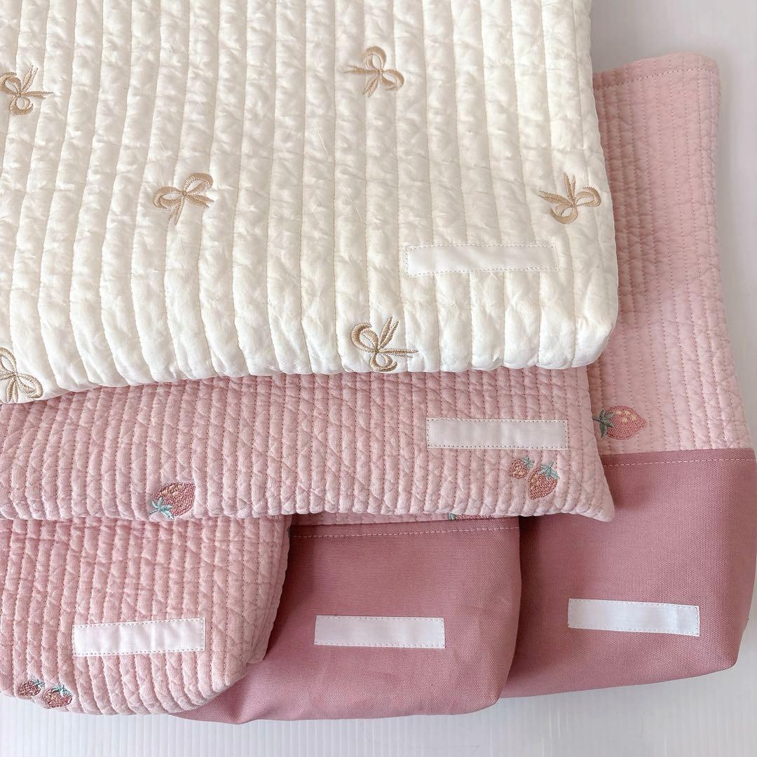 レッスンバッグ 上履き入れ　体操服袋✖️2 コップ袋　ヌビ　いちご刺繍