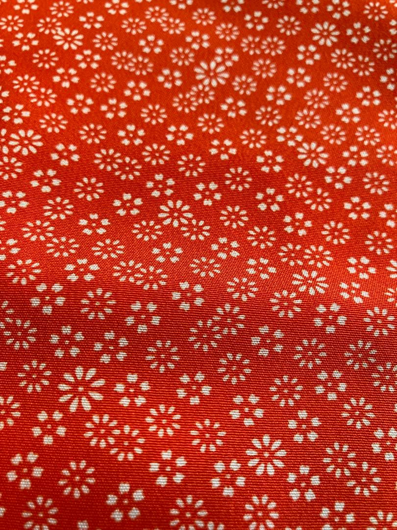 七五三　七歳祝い着　高級正絹着物　古典柄　立涌　籠目 波文　蝶菊梅萩　三段ぼかし