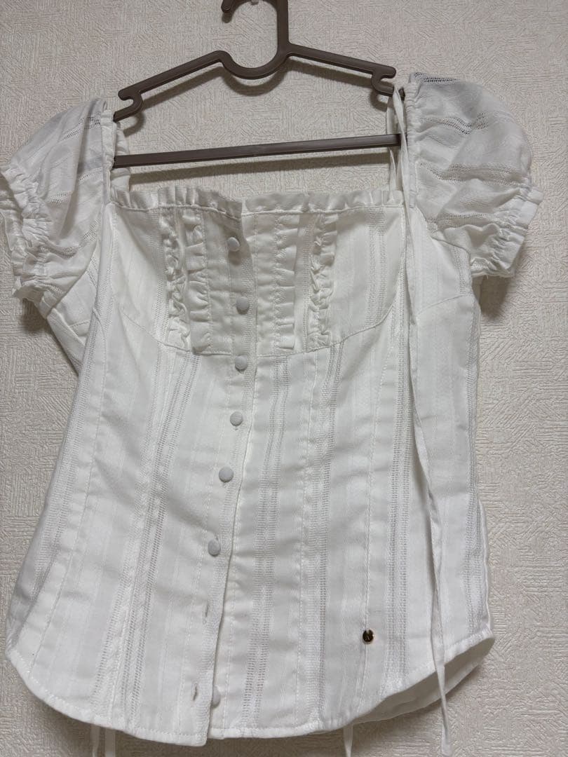 トップス andmary Kitty frill blouse