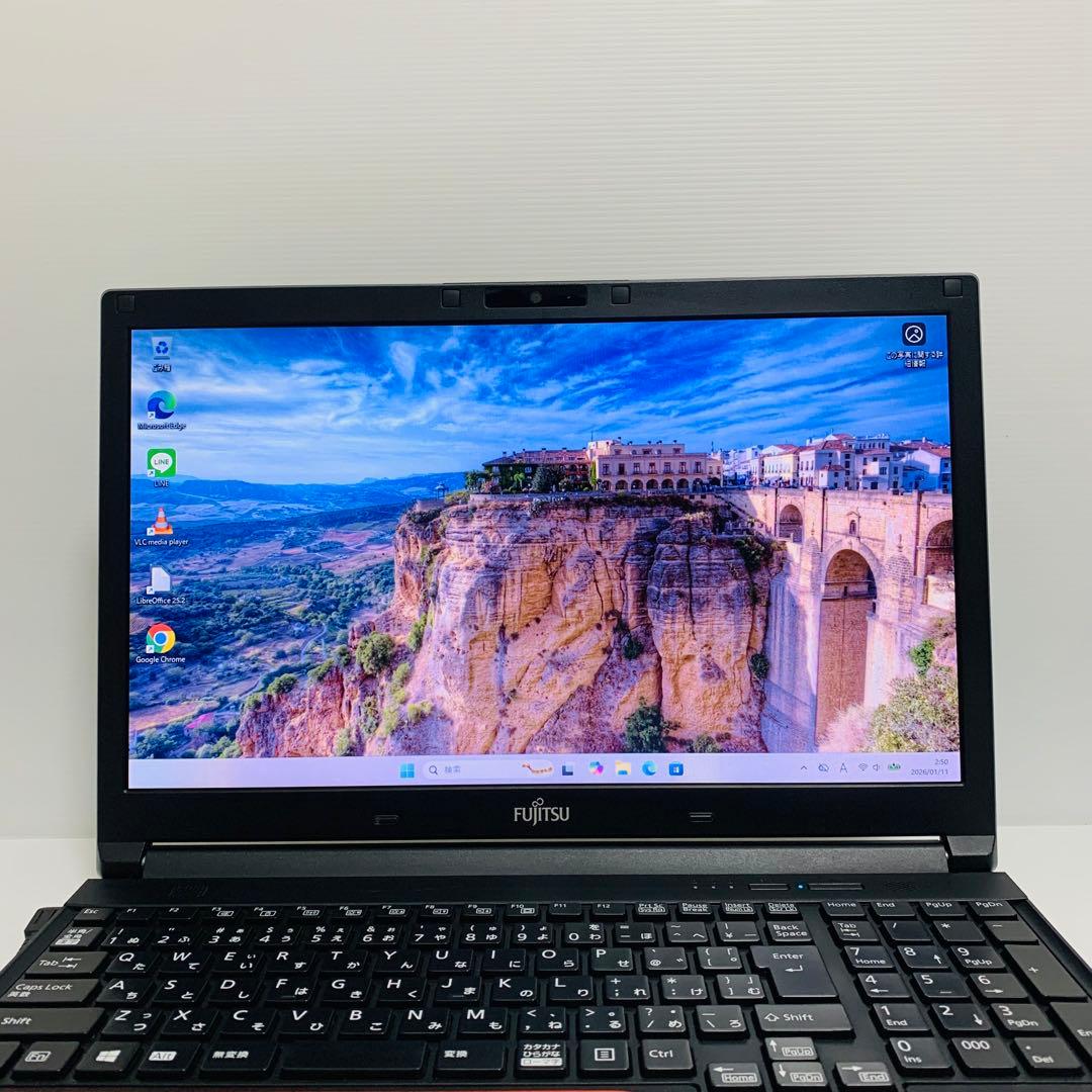 【初期設定済】富士通 ノートPC SSD256GB Win11