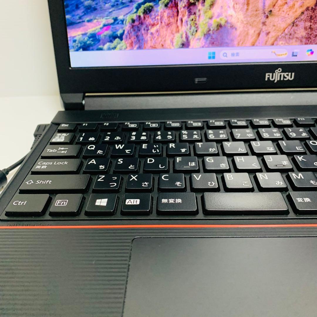 【初期設定済】富士通 ノートPC SSD256GB Win11
