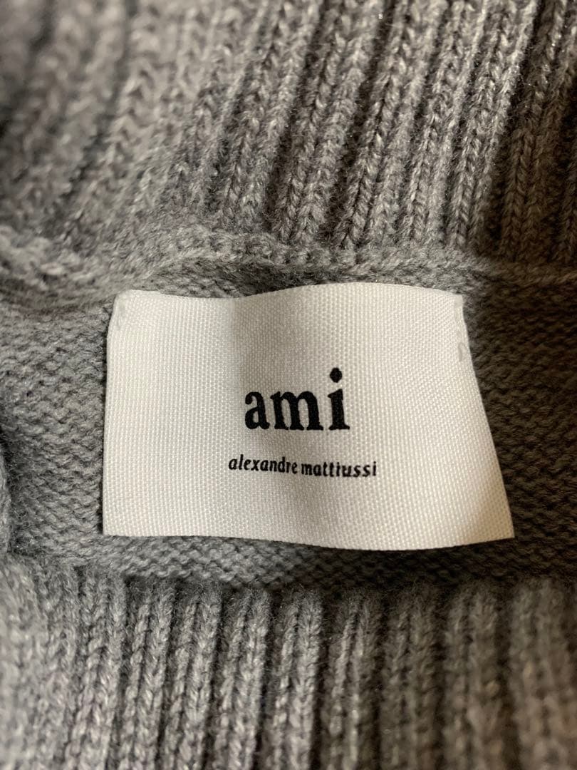 AMI PARIS アミパリス ハート刺繍タートルネックニット