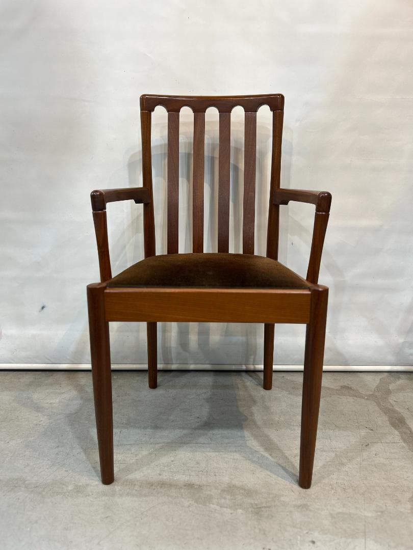 【EUR Vintage】Meredew　メレデュー　スラットバックアームチェア