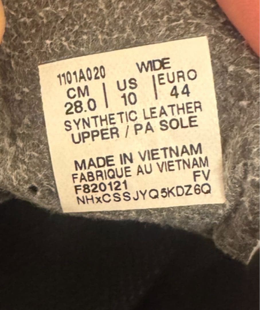 ASICS ブラック スパイクシューズ