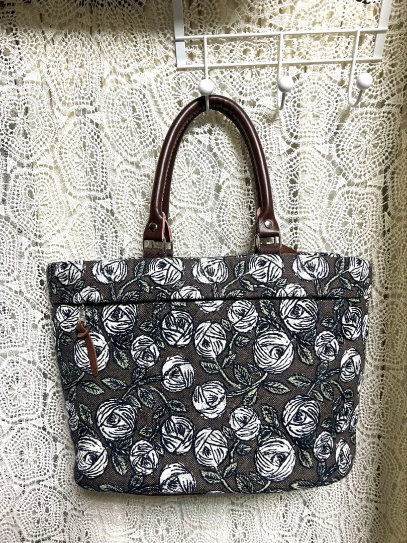 専用　ミナペルホネンハンドメイド　rosyブラウン 本革持ち手，楕円底トートL