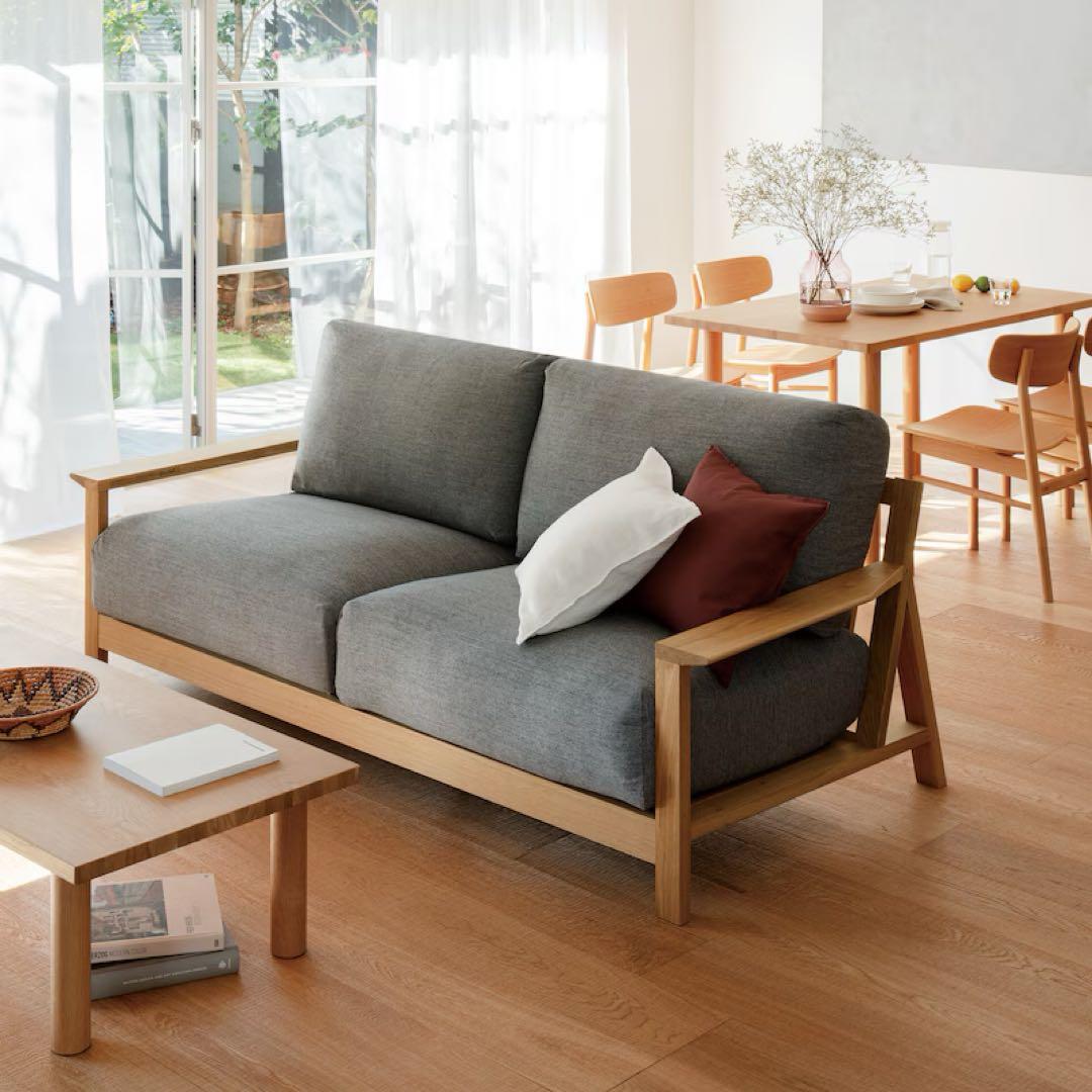 【ゆ】無印良品　グレー 布製 2人掛けソファ 木製フレーム