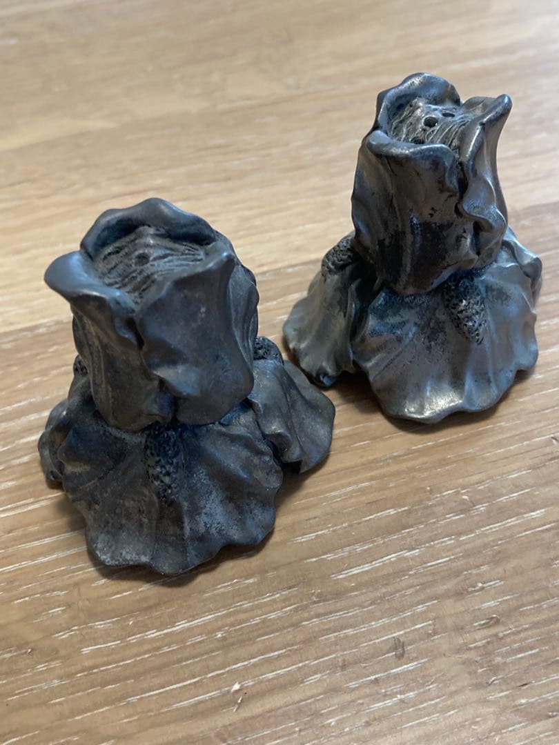 金属製 花形？　アンティーク雑貨 約185g